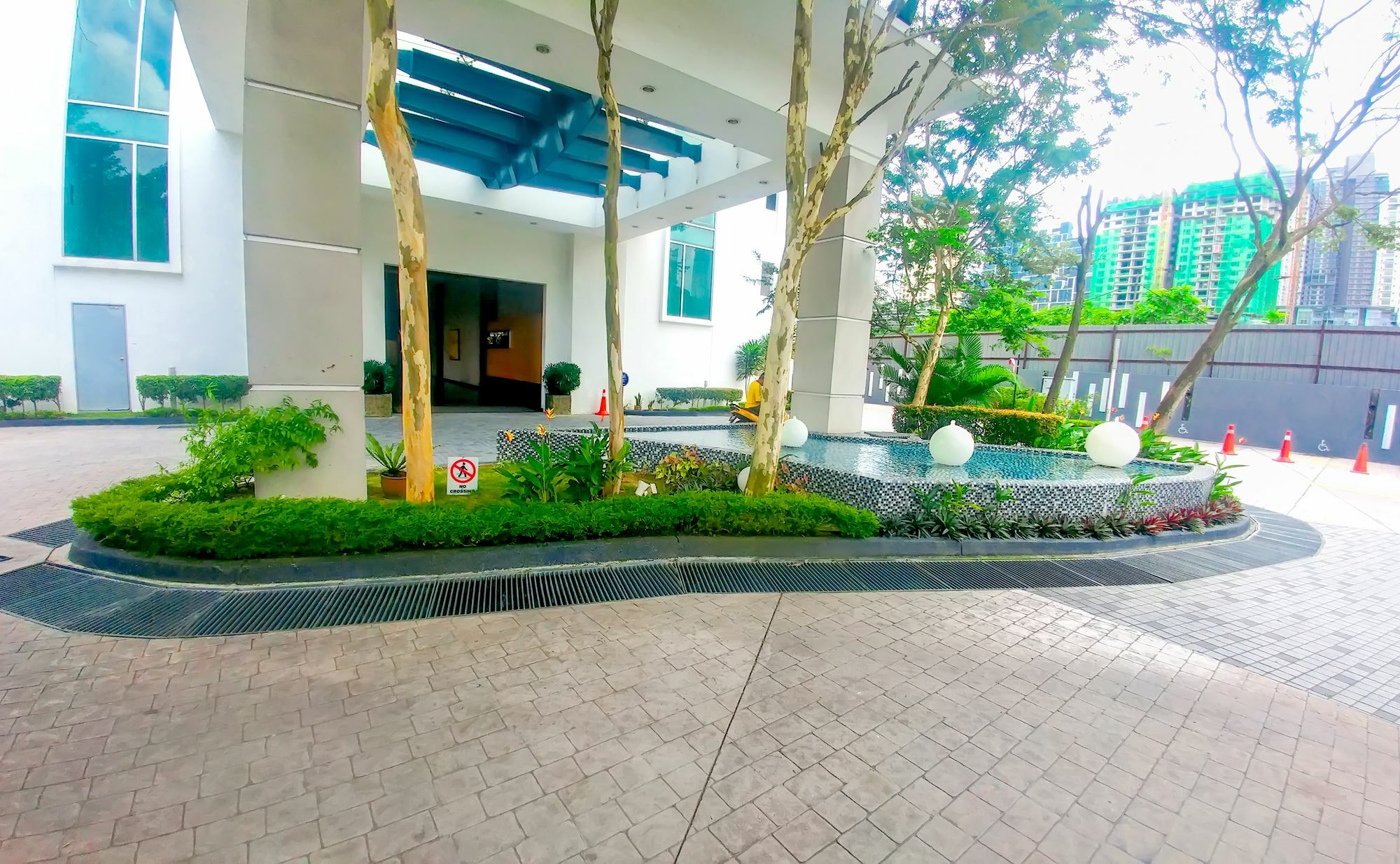 Mont Kiara @ Aston Kiara 3 Apartment Bukit Damansara Luaran gambar